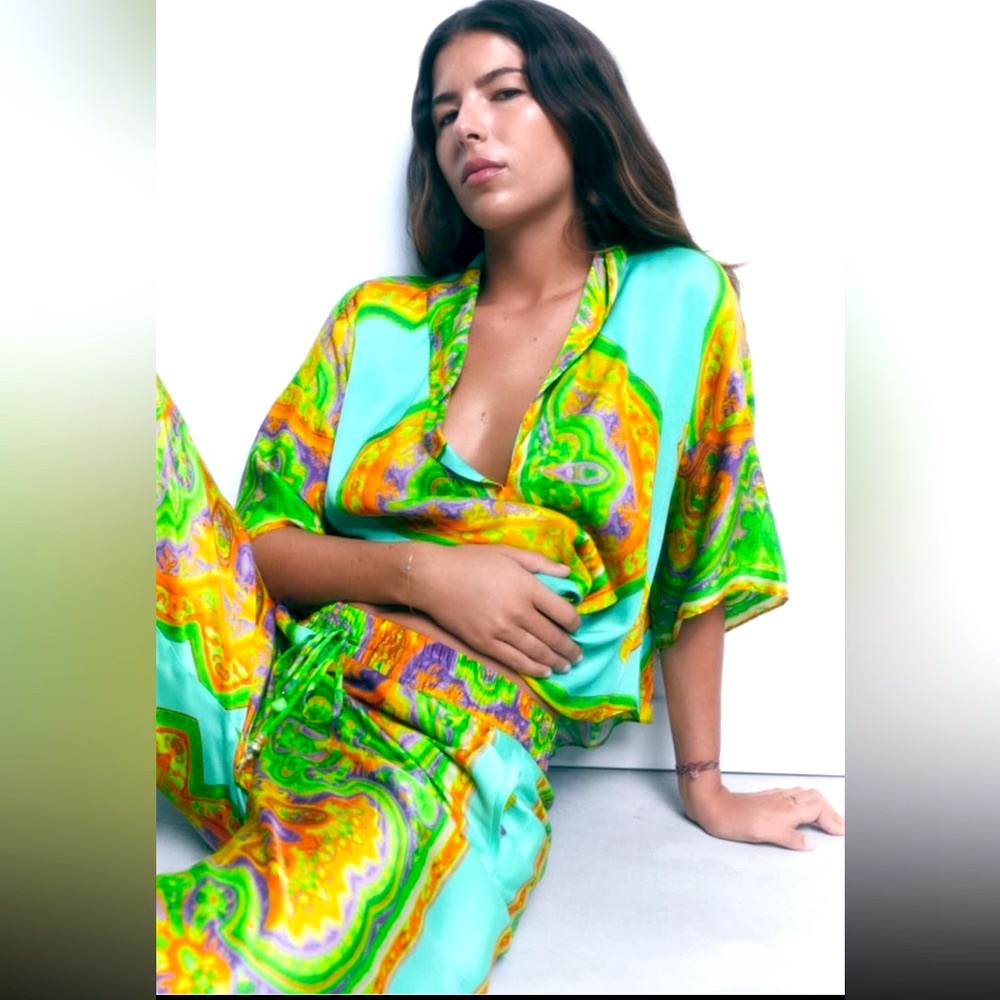 Zara flowy printed blouse